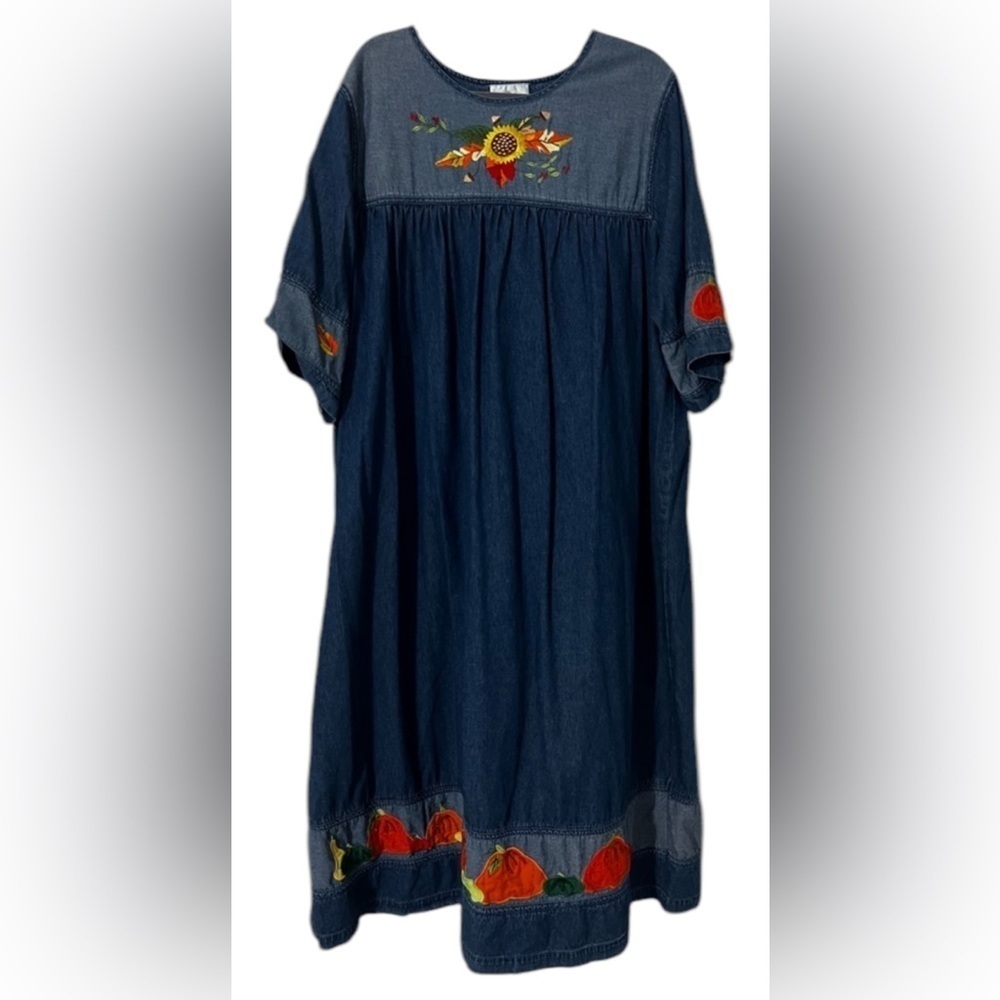 Vintage 1980s Fall Quacker Factory Embroidered Denim Relaxed Dress